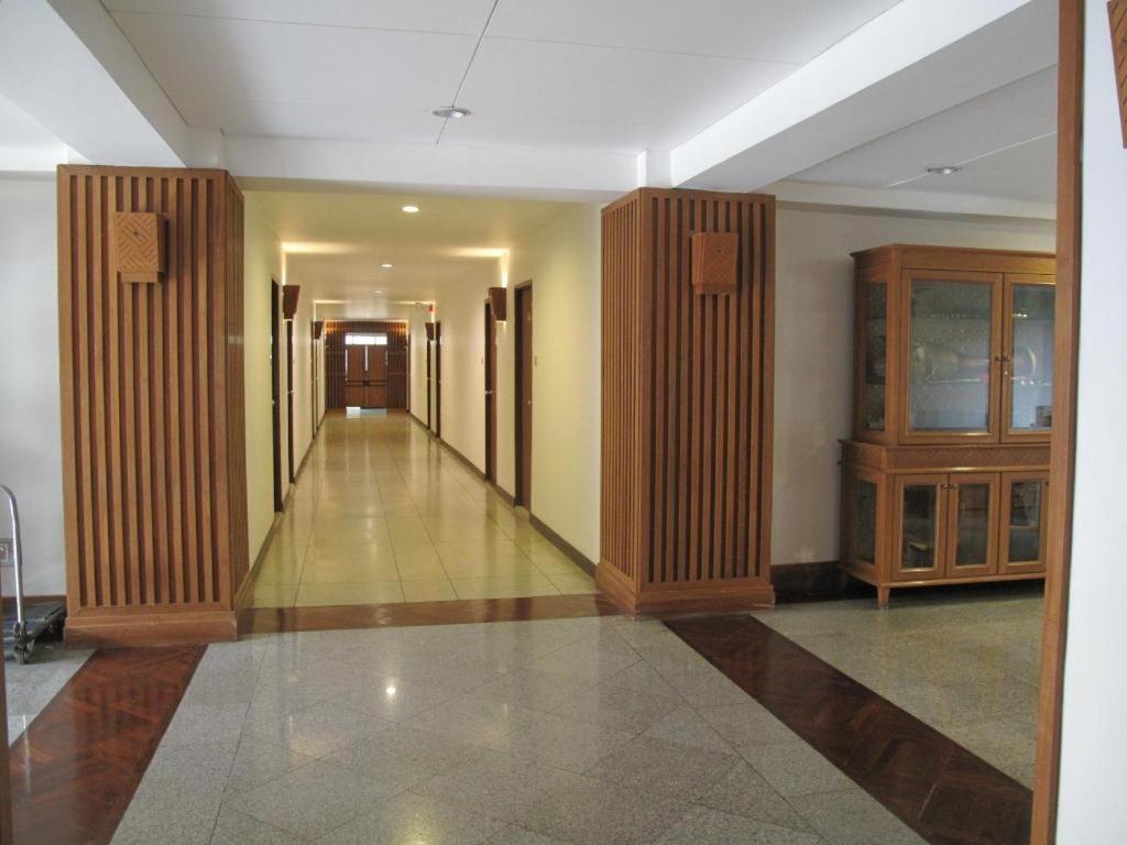 Dusit Hotel Sakon Nakhon Exterior foto