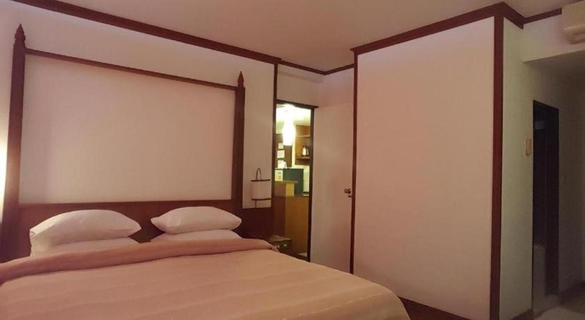 Dusit Hotel Sakon Nakhon Exterior foto